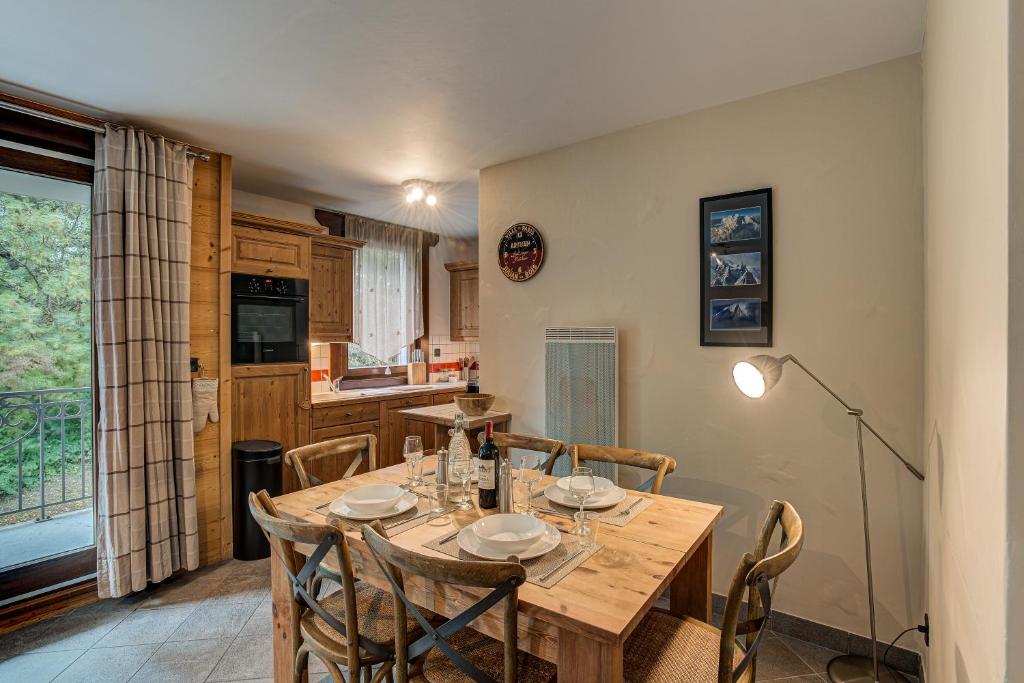 Apartment Staddon, Alpes Agency, Central Chamonix, Sleeps 4-6 - 4