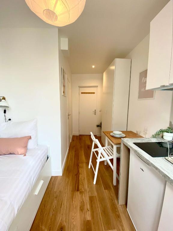 New 445 Suite James - Cosy Apartment Paris Center - 3