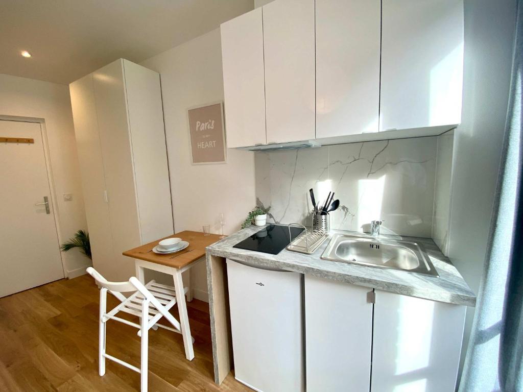 New 445 Suite James - Cosy Apartment Paris Center - 4