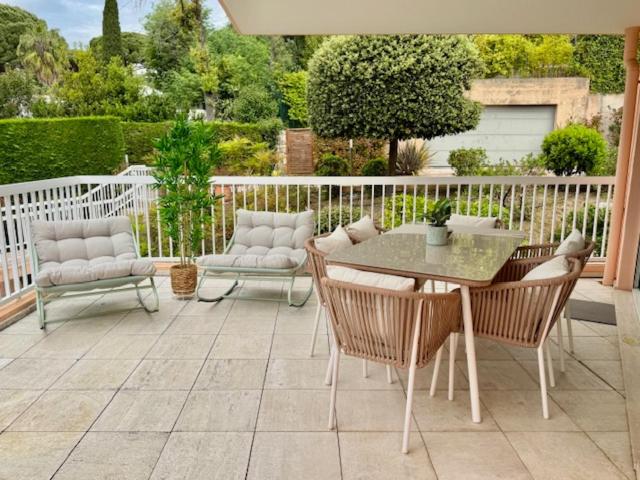 The Noailles - Lovely flat with swimming pool five minutes from the beach - 2