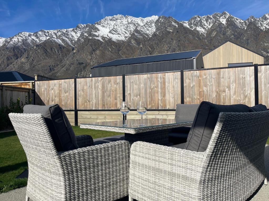 Spa apartment in Queenstown, Queenstown Airport