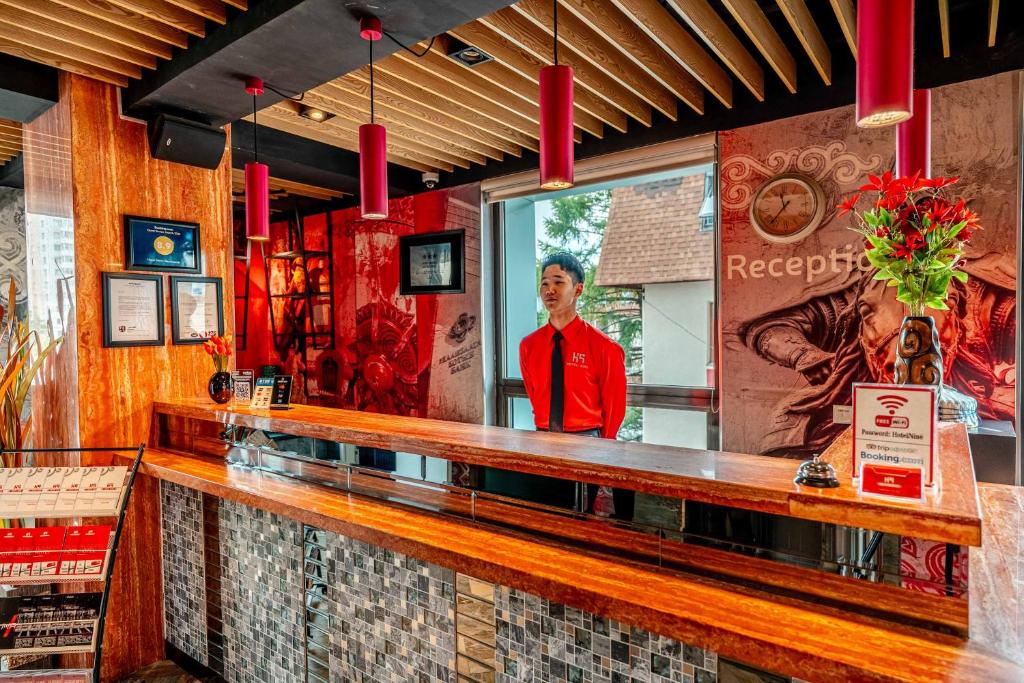 フロント・ロビー