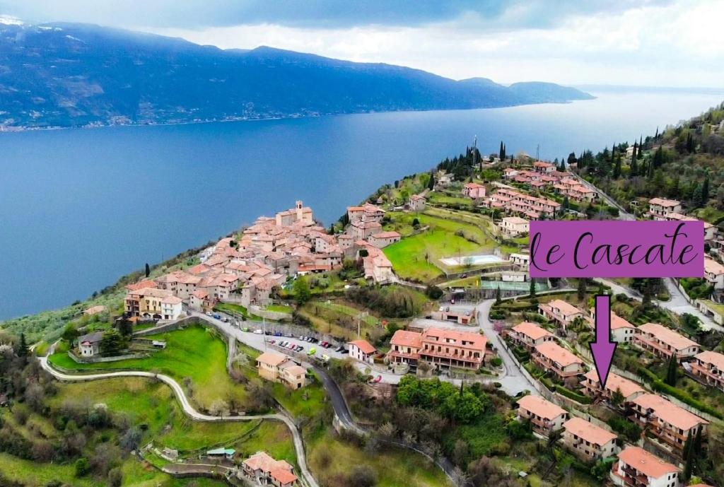 Albergo Diffuso Borgo Piovere, Le Cascate balcony lakeview - 4