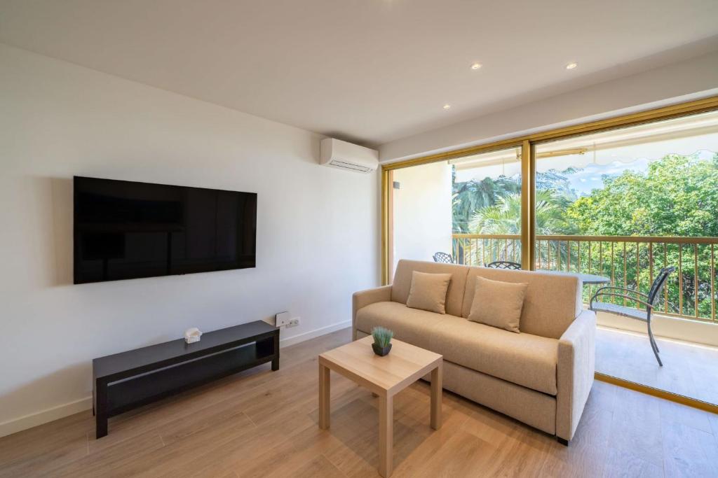 Beautiful studio with balcony in Cannes, Cannes