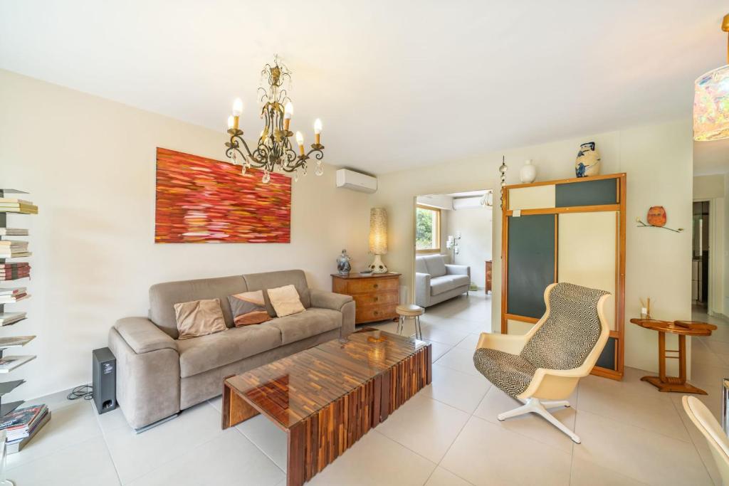 Pleasant 2 bedroom with large terrace - 4