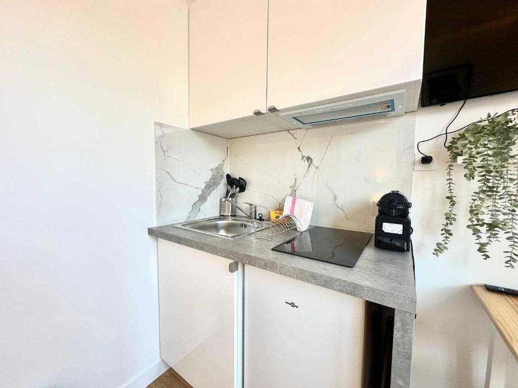 New 463 Suite Macnee - Cosy Apartment Paris Center - 5