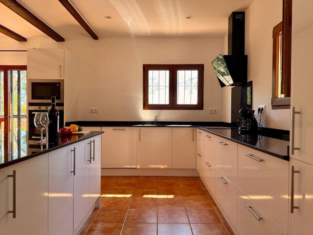 Redland by Sun & Sea Homes - 4