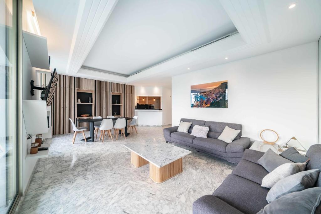 Superbe appartement 5 pièces sur la Croisette - 2