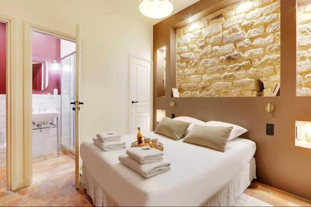 Amazing apartment center of Paris-Le marais - 4