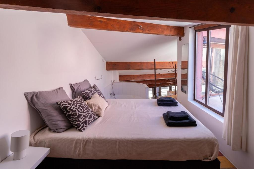 Duplex avec terrasse, au cœur d'Aix-en-Provence - 5