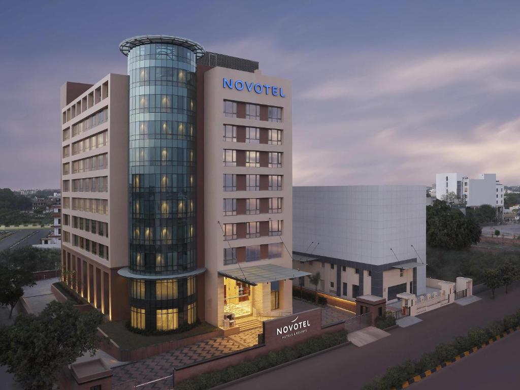 Exterior view, Novotel Lucknow Gomti Nagar in Lucknow