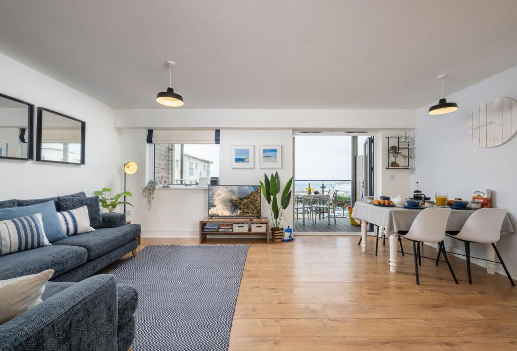 12 Ocean One, Crantock