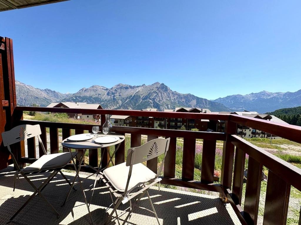 Appart 6 pers à 1800m, vue superbe, ski aux pieds, Puy-Saint-Vincent