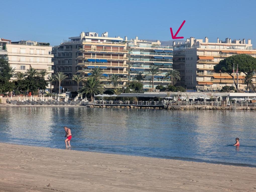 Luxury studio next to beaches and old town Antibes - 4