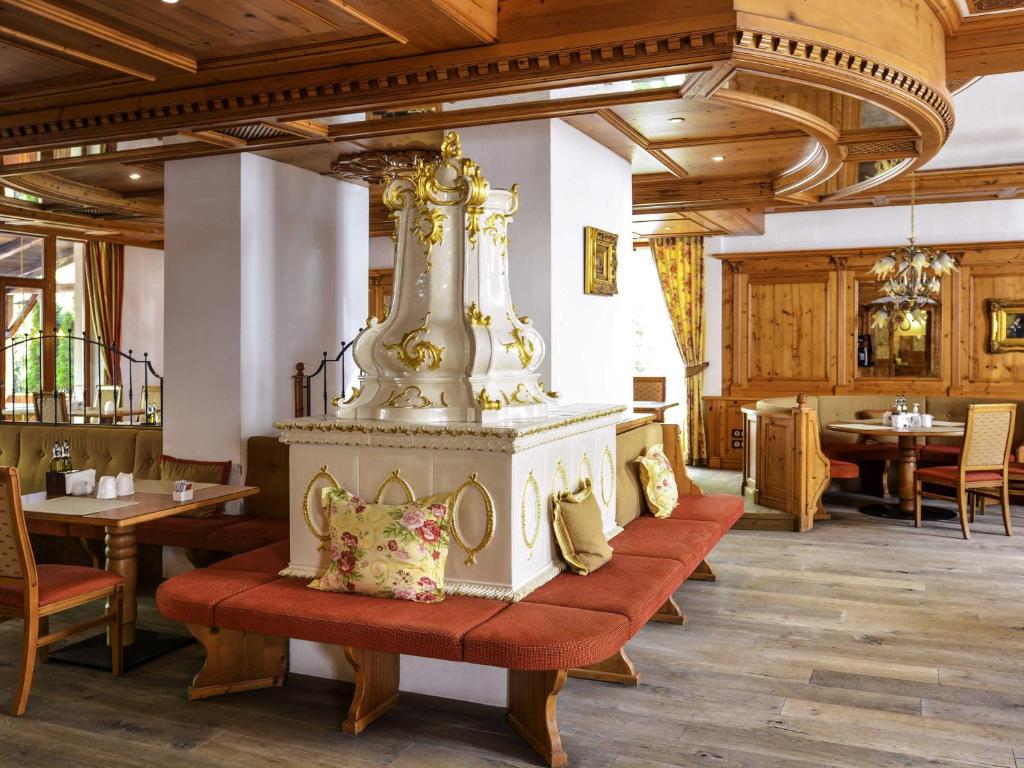 Mercure Sighisoara Binderbubi Hotel & Spa レストラン