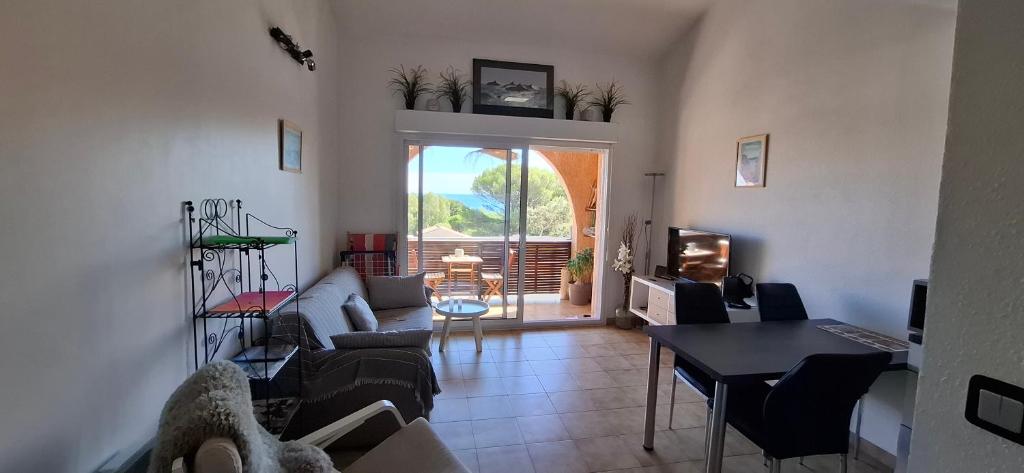 Charmant appartement vue mer à 100m de la plage. - 2