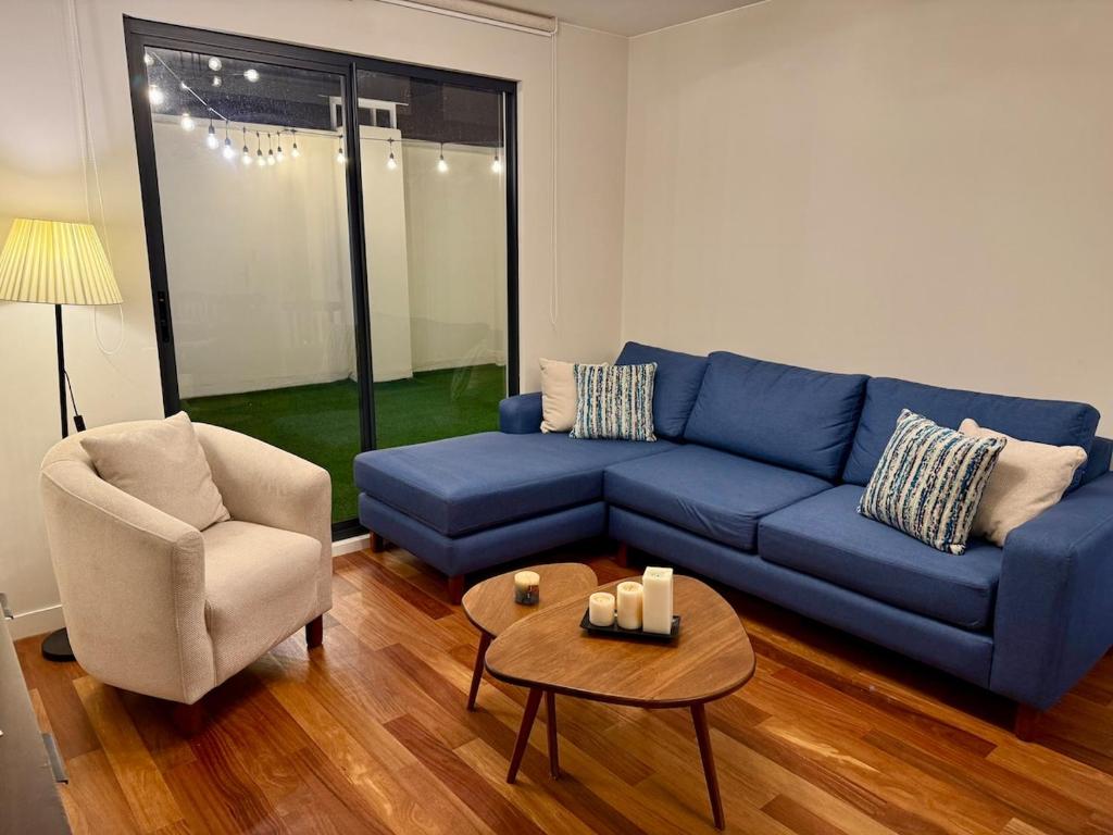 Departamento con patio frente a Embajada Americana, La Paz