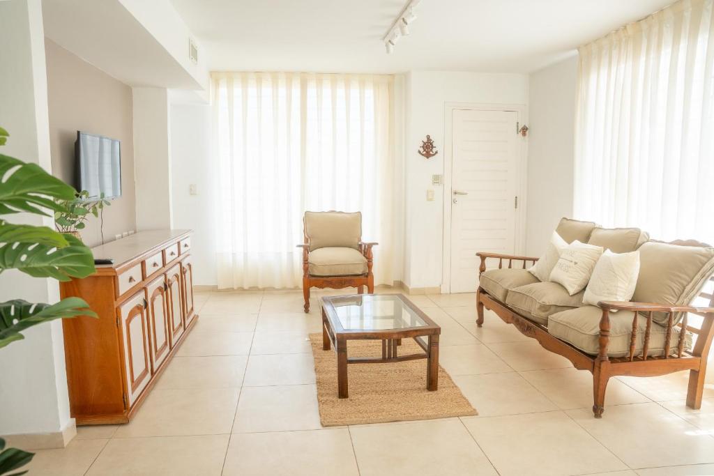 Casa Francisco - Casa en Punta Mogotes para 4 PAX - Hola Sur - 3