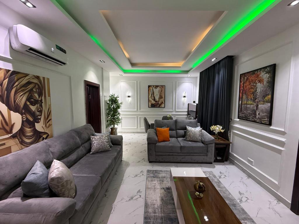 ARIA - Elegant 2-Bed at Vintage Heights, Ikate, Lekki