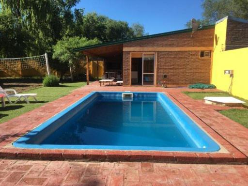 Un Dia Mas, Santa Rosa