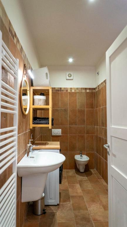 Il Girasole apartment with Panoramic Views - 5