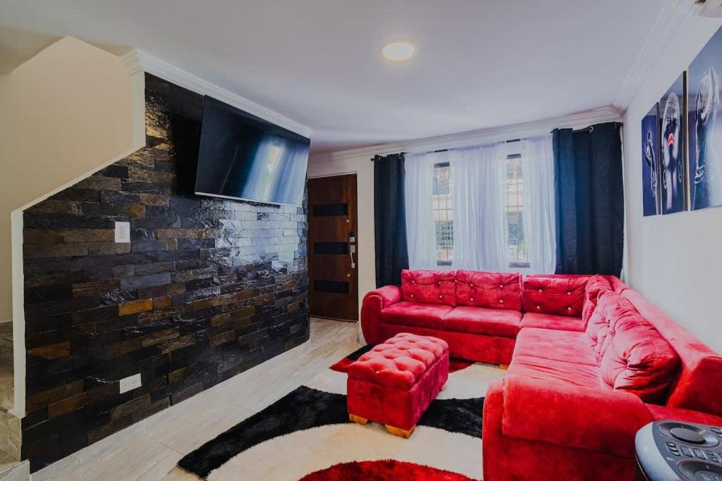7 Bedroom Gorgeous Vacation Villa - Close to Walled City - 3
