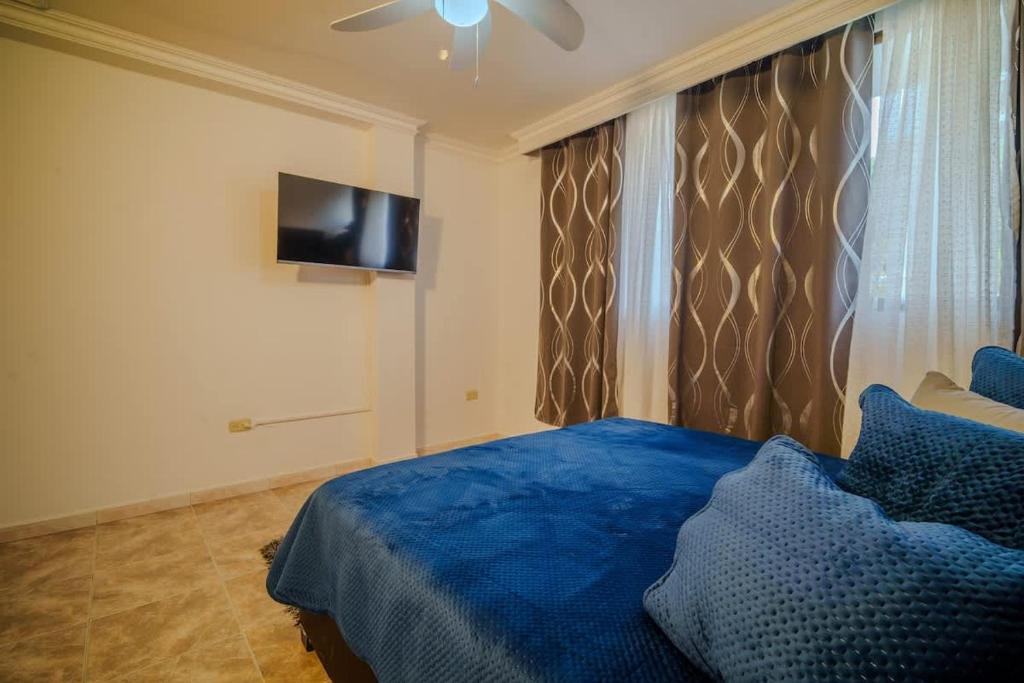 7 Bedroom Gorgeous Vacation Villa - Close to Walled City - 5