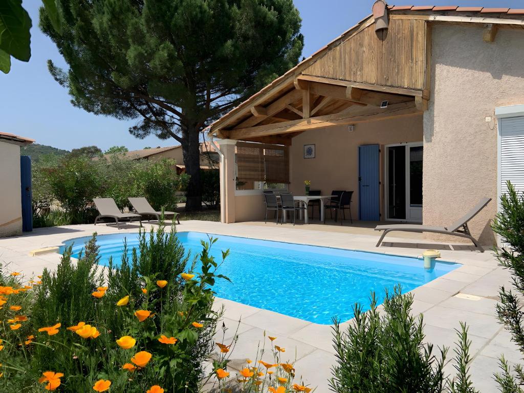 Gîte La Villa L'Espinas, Vallon-Pont-dʼArc