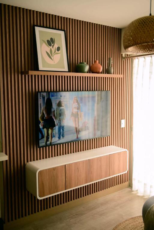 Luxury waterfront loft with private balcony - 3