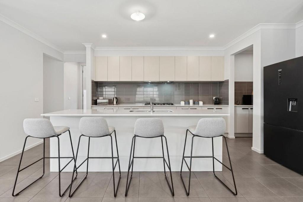 Space, Style & Serenity, Ocean Grove