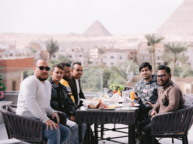 Dar Atom pyramids, Káhira