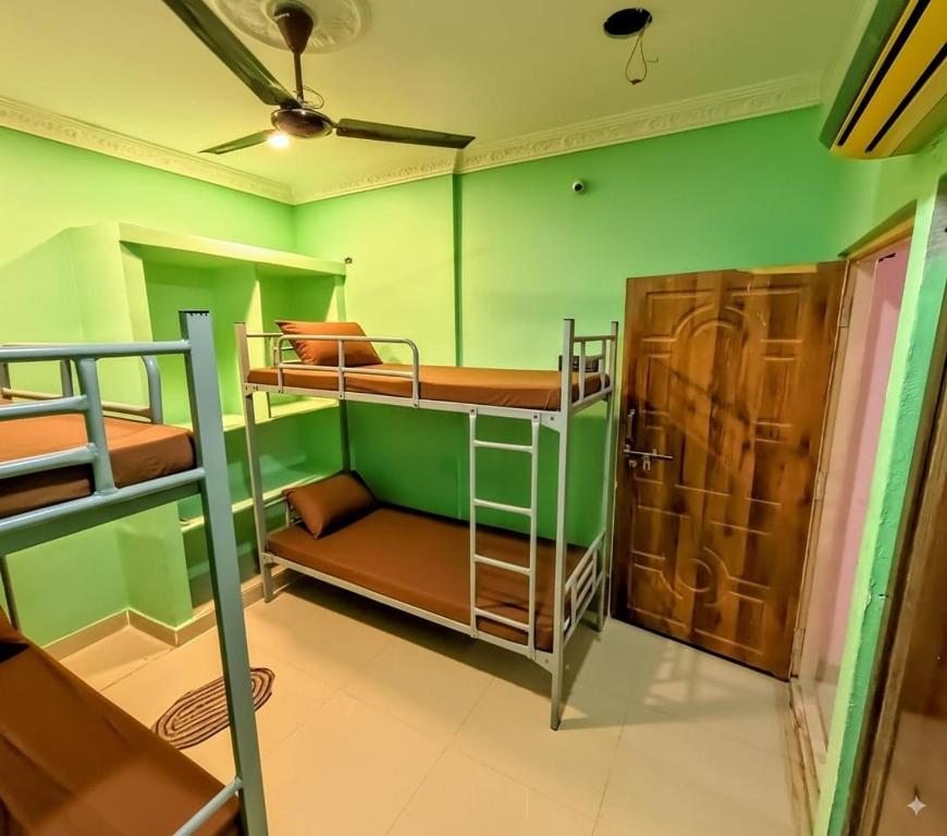 Tiny Hub, Smart & Comfy Rooms, Rajahmundry