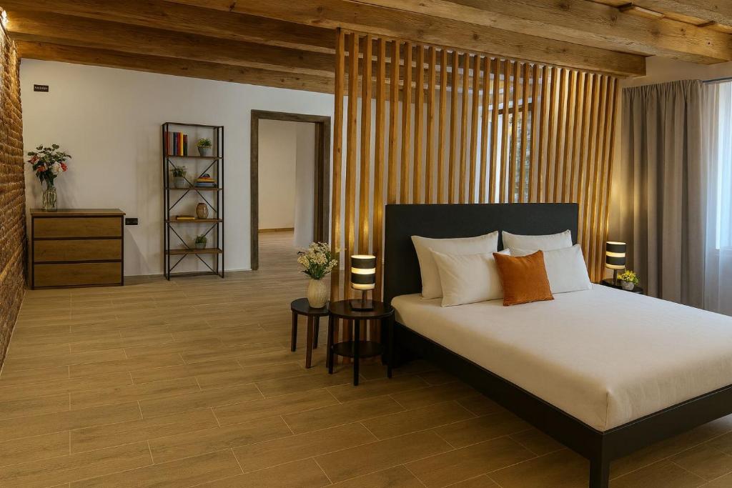 Elfriede Residence, Brašov