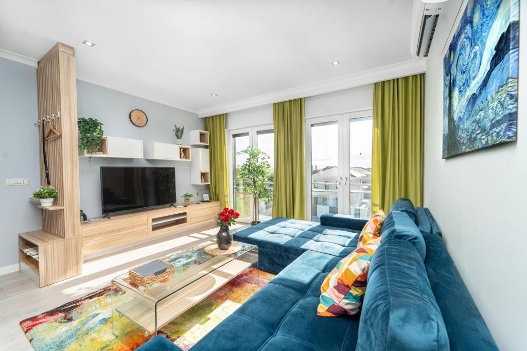 Relax in Style at Maurizia accommodation by Open House, Dumbrăviţa