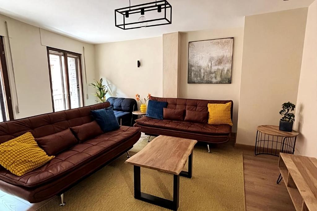 Catedral Suite - Vistas a la Catedral & Parking, León