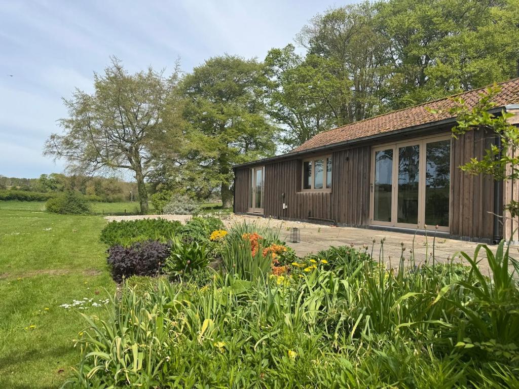 A converted Coach House, Wold Newton