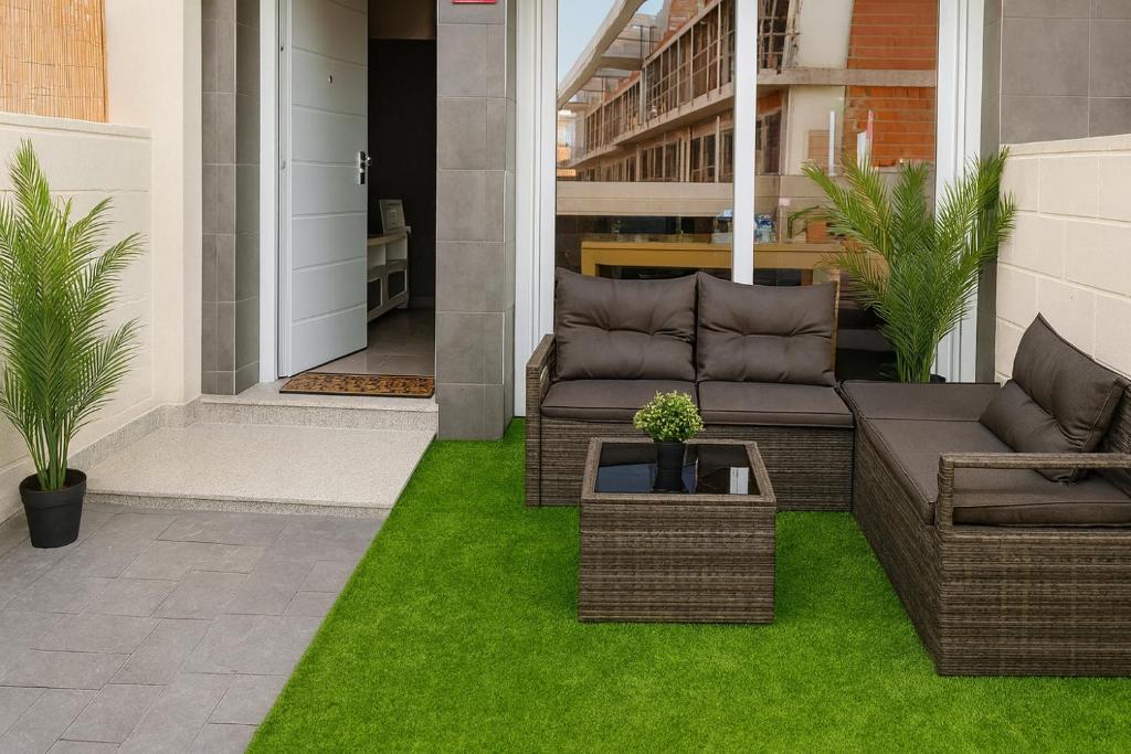 3-Sypialniowy Apartament Premium - Basen - 5 min do plaży autem - 1