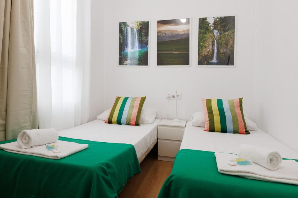 Elegance and Comfort in Barcelona, 4Bedroom Apartment in the Most Exclusive Area - 4