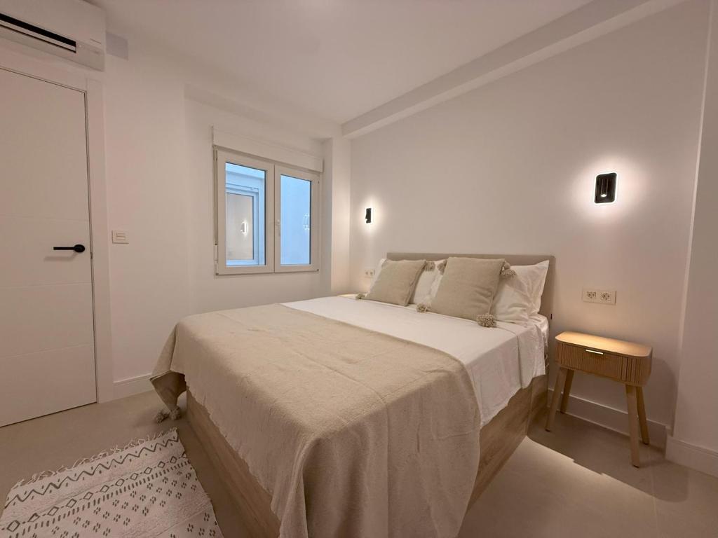 Boutique 2 Bedroom Apartment in Estepona Old Town Centre, Rooftop Terrace, 2 Min Walk to Beach - 2