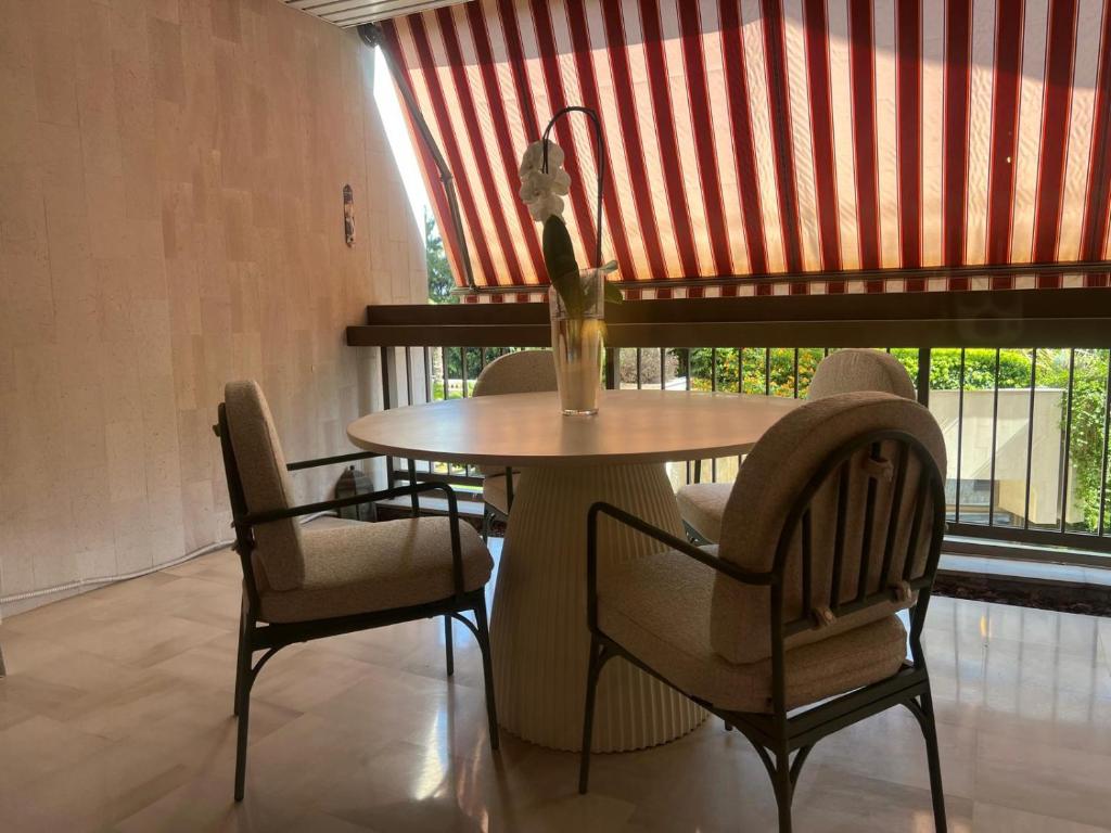 Exclusive Studio One Minute from the Casino Square - 2