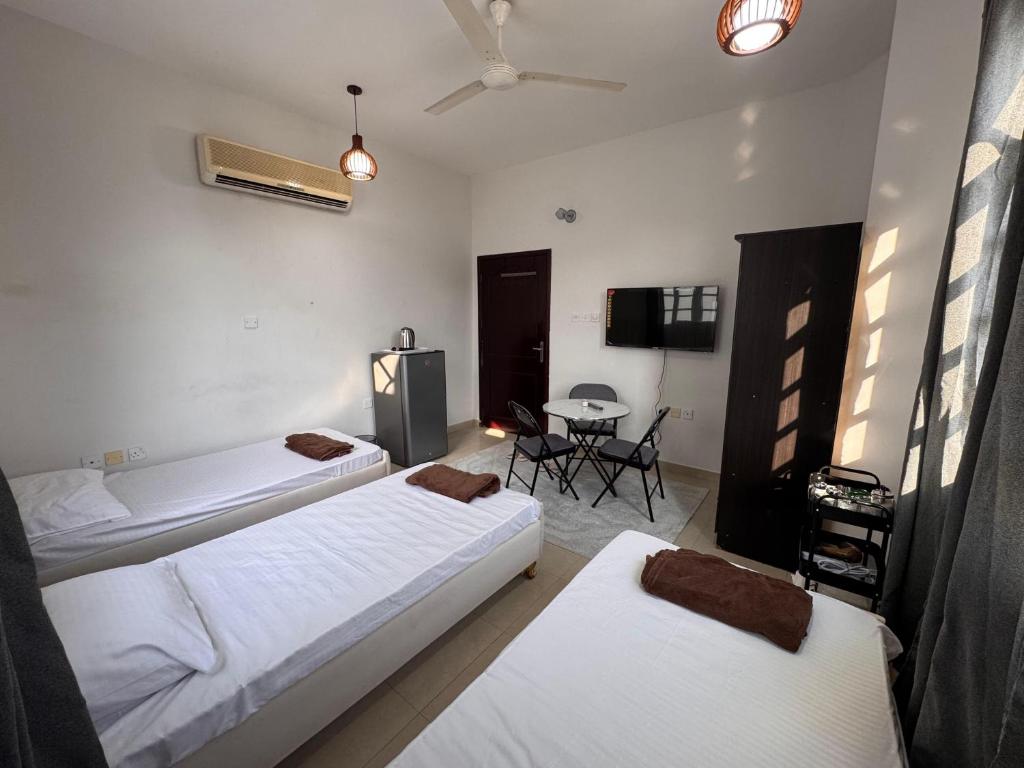 Muscat Guesthouse 3 All Private Ensuite Rooms, Maskat