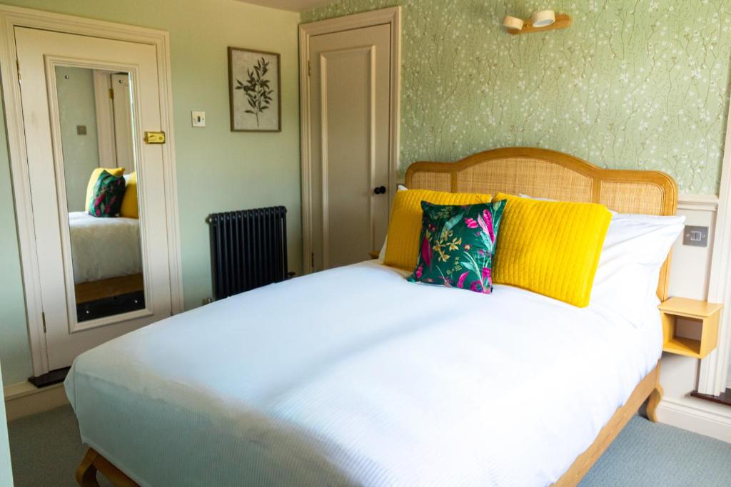 The White Hart Inn, Margaretting photo 4