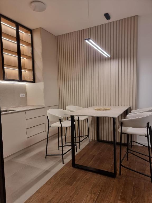 Skyline Lux Apartment by Planet Residence - 3
