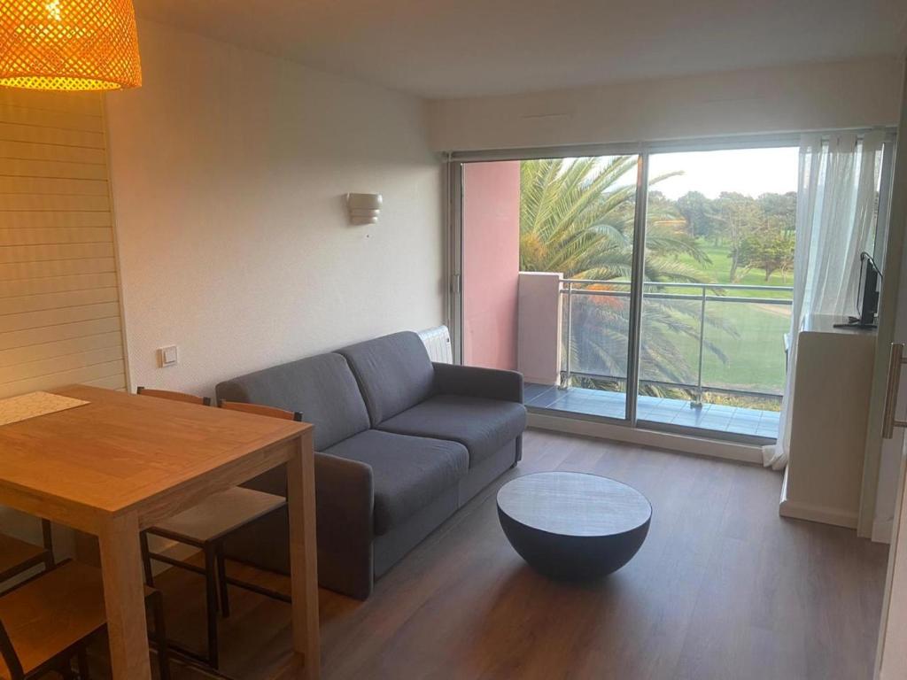 Appartements rénovés vue golf, Anglet