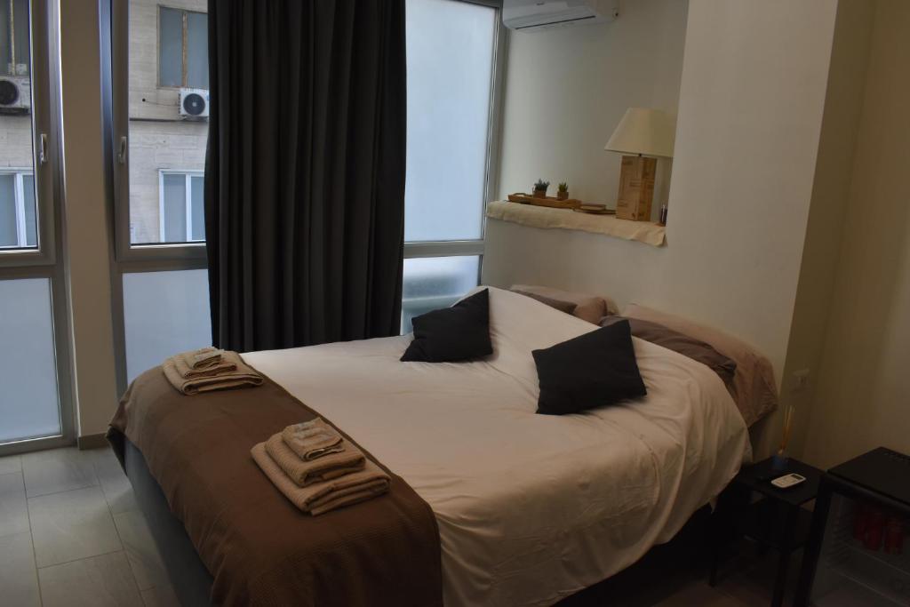 Mimmù Private rooms - Porto di Napoli, Neapol