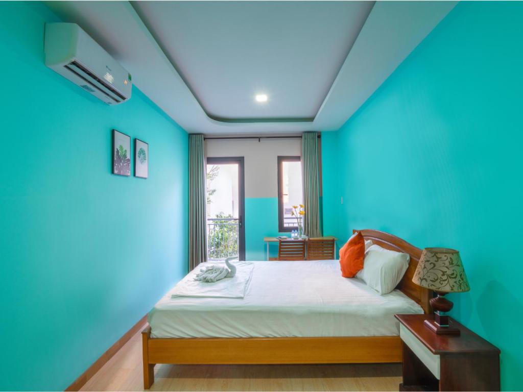 Bunk Beach Hostel 