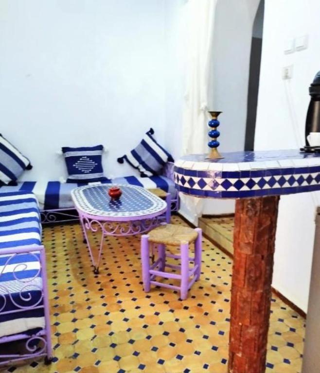 Dar mita, As-Sawíra