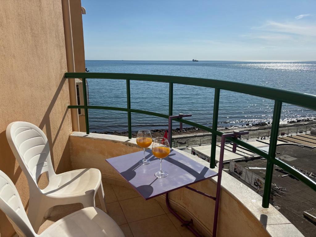 Balcony on the sea, Durrës