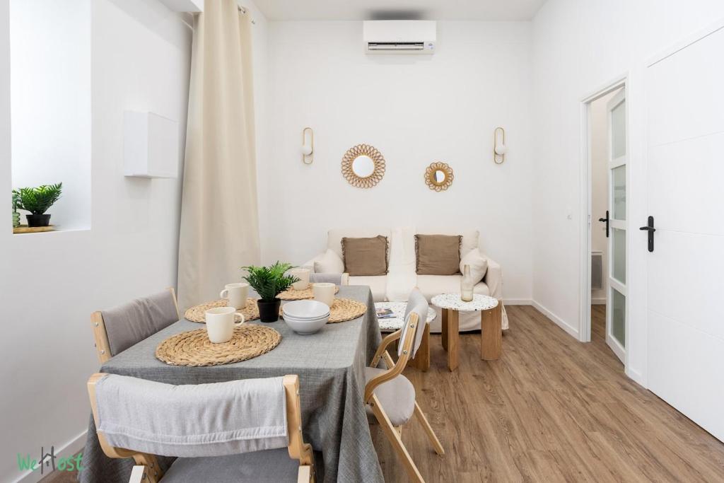 La cour du Sauna 2 beds, 4 people, Nicea