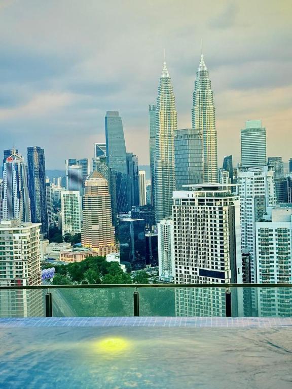 The Luxe & Colony Infinitum, Kuala Lumpur